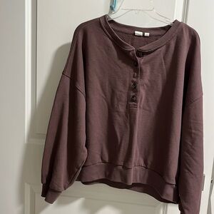 Gap sweatshirt